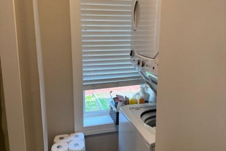 215 Highland Ave, Downingtown, Pennsylvania 19335, 3 Bedrooms Bedrooms, ,1 BathroomBathrooms,Apartment,For Rent,Highland Ave,1164