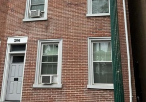 206 S Walnut, West Chester, Pennsylvania 19382, 4 Bedrooms Bedrooms, 0 ,1 BathroomBathrooms,Apartment,For Rent,S Walnut,0,1173